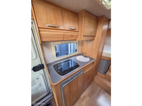 Adria Coral 660 enkele bedden 128pk ☆Trekhaak, 2004, Solar☆ foto: 13
