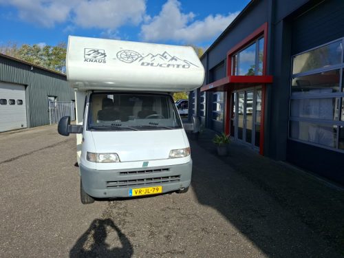 Knaus Traveller 575 kompakter ger&auml;umiger 6p Wohnmobil  Foto: 6