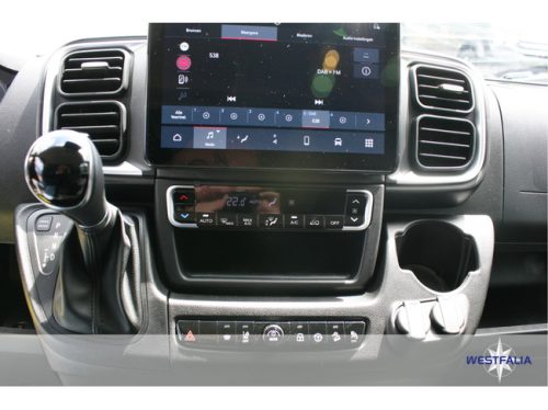 Westfalia Columbus 600D 140hp Auto. now with FREE pop-top roof worth &euro; 6,599.00 + registration premium &euro; 4,681.00 photo: 14