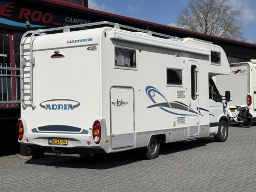 Adria Izola 697 SL Alkoven + L&auml;ngsbetten Foto: 5