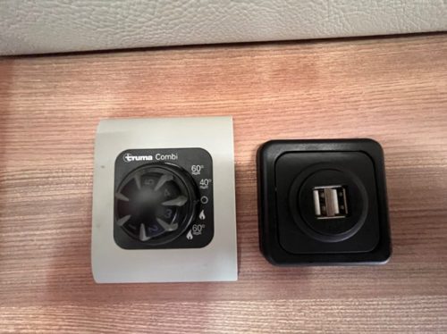 Weinsberg Caracompact R57 Carplay Ac Cruise Panneau solaire Lits jumeaux photo : 15