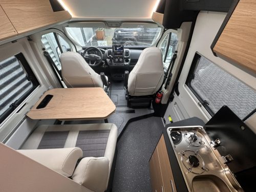 Adria Twin 640 SGX 140PS Automatik Anh&auml;ngerkupplung Foto: 12