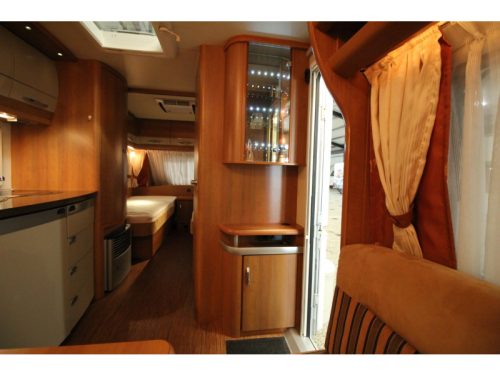 Hobby Excellent 540 UL Mover, Air conditioning, Awning, photo: 12