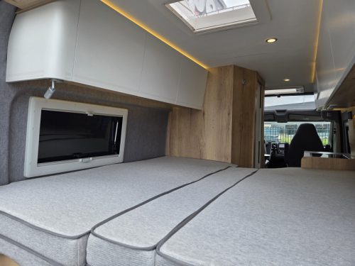 Clever Runner 640 Skyroof 180HP Busbiker photo: 13