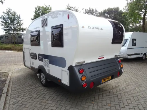 Adria Action 391 PH Rangierhilfe und Unico Markise Foto: 1