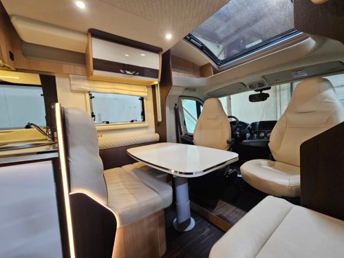 MC LOUIS SOVEREIGN 473 foto: 7