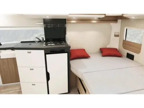 Malibu Van Compact 600 LE L&auml;ngsbetten, Automatik Foto: 6
