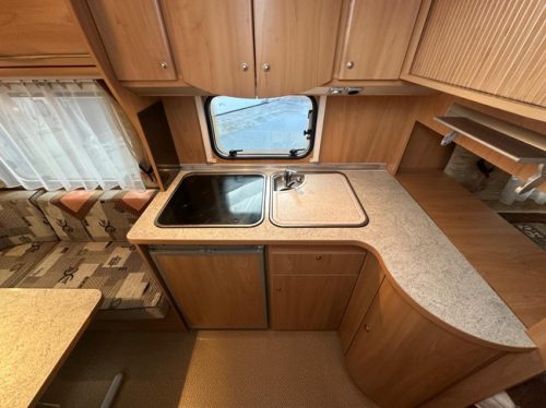 B&uuml;rstner Ventana 460 TS photo: 16