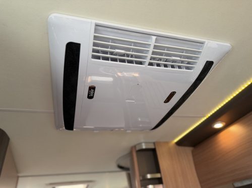 Knaus SKY TI 700 MEG SILVER SELECTION / Free Storage photo: 17