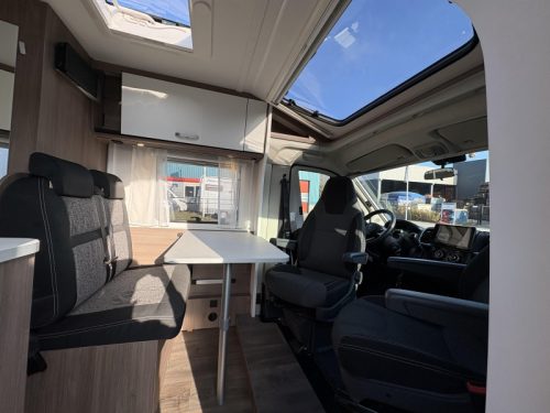 Carado V 337 PRO+ 1e eigenaar + Nieuwstaat  foto: 5