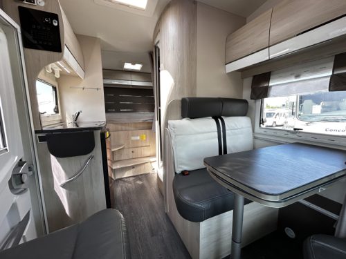 Challenger Genesis 194 Transverse bed/alcove/6-m/2020 photo: 7