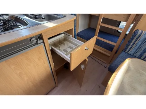 Caravelair Antares Luxe 426 bunk bed fixed bed photo: 6