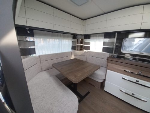 Hobby Excellent Edition 460 UFE mover-voortent  foto: 4