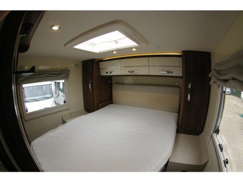 McLouis Sovereign 80 G Queensbed, Hefbed, Garage  foto: 15