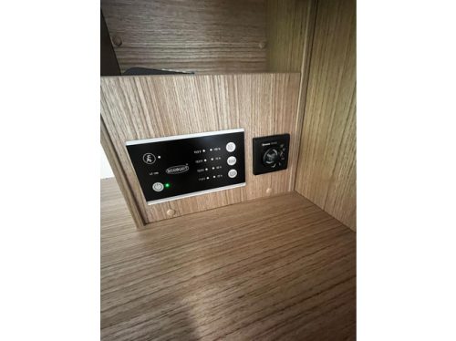 Carado T 338 Semi-Integrated | Cruise control | Awning | Reversing camera | Shower | Toilet | 4 Berths | TV with aut. Sat photo: 12
