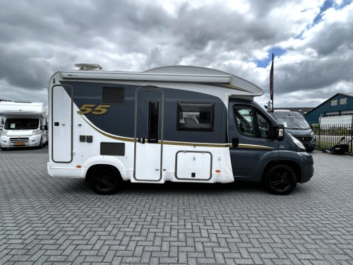 B&uuml;rstner Nexxo 580 T Cama elevable/2015/5.8M/Euro-5 foto: 4