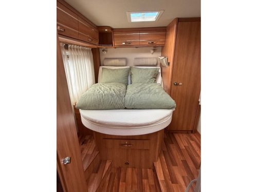 Hymer 598cl Queensbed, Face To Face, Very Spacious Bike Rack, Solar Panel photo: 20