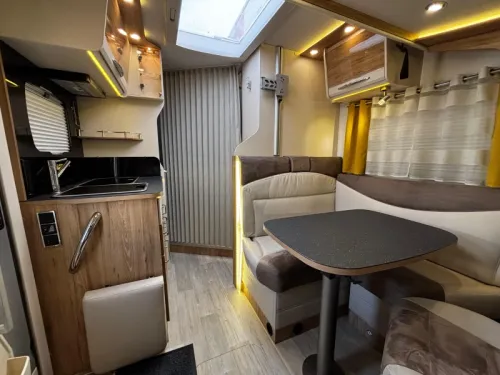 Autocaravana Pilote G 650 C Cama de matrimonio, &iexcl;1er propietario! foto: 5