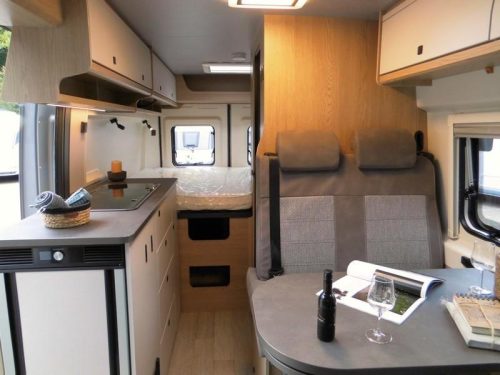 Hobby Ontour Van 600 FT 11880,= ADVANTAGE ALL INCL photo: 10
