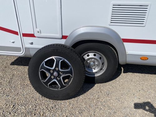 LMC Cruiser T 662 T young used photo: 6