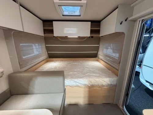 LMC Style 490 K model 2027, bunk bed  photo: 11