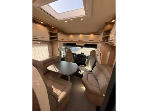 Carthago C1-Tourer 149 LE - MERCEDES SINGLE BEDS photo: 6