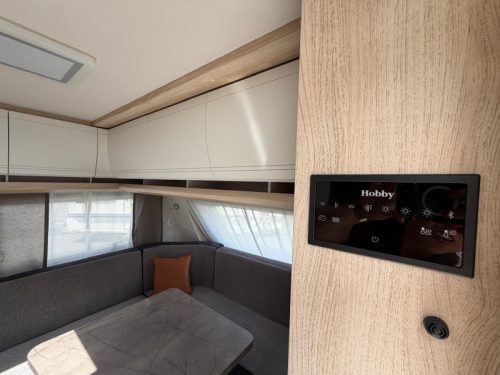 Hobby De Luxe 460 LU MODEL 2027 photo: 7