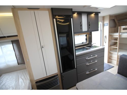 Hobby De Luxe 490 KMF Etagenbetten! Foto: 9