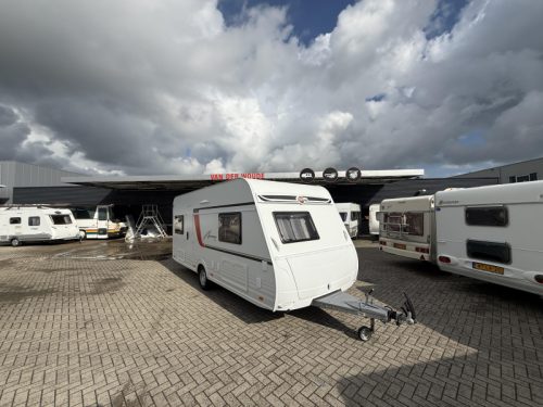 B&uuml;rstner Averso Plus 500 TS AWNING/POP-TOP ROOF/6-PERSON photo: 0
