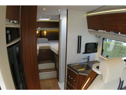 Adria Matrix M 670 SL Einzelbetten, Hubbett.  Foto: 9