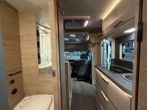 Knaus Van TI Plus 650 MEG Levelsysteem / automaat  foto: 14