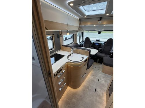 Hymer B-MC I 680 Blackline Single beds Awning Lithium Towing hitch photo: 21