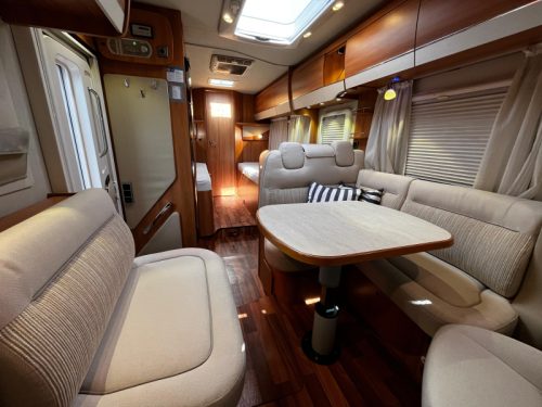 Hymer T 668 CL 3.0L, Low Single Beds photo: 5