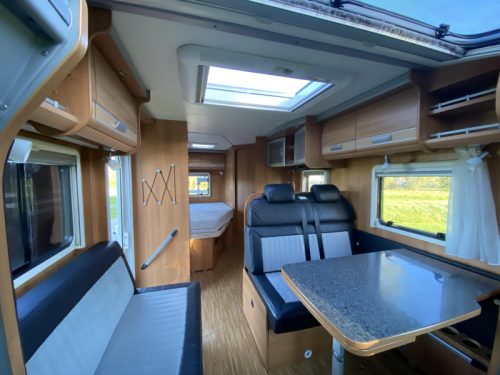 Dethleffs Globedrome 6501 B New refrigerator photo: 4