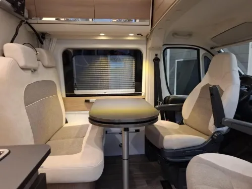 Adria Twin 600 SP 160HP Transverse Bed Towbar photo: 2
