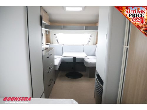 B&uuml;rstner Averso 465 TS B66 dinette French bed photo: 7