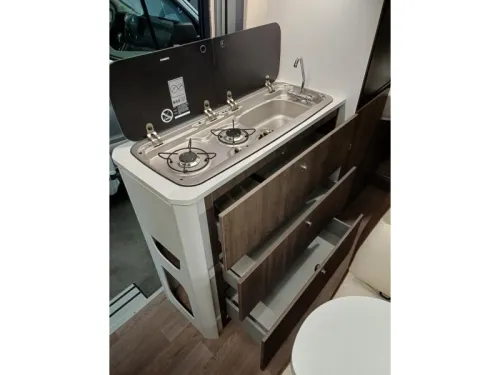 Benimar Benivan 160 PS NOW WITH &euro;14,000 DISCOUNT photo: 6
