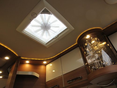 Carthago Chic C-Line I 4.9 LE AUTOMAAT DUBBELE BODEM  Foto: 16
