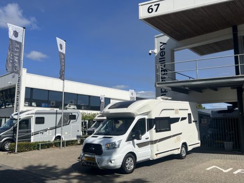 Benimar Cocoon 486 POP-TOP ROOF SPACE SAVER AUTOMATIC TOW HITCH photo: 13
