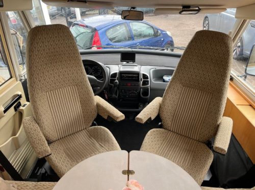 Hymer Bc 655 Classic Drop-down bed Roof air conditioning Camera Solar panel photo: 13