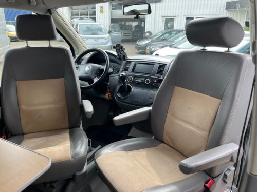 Volkswagen California T5 2.5tdi 4 Motion Pop-top roof Cruise Control Climate Control Bearlock CarPlay photo: 13