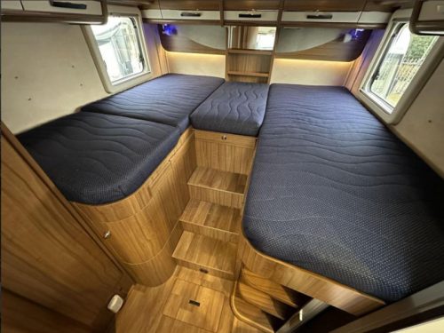 Hymer B 704 PL 3.0 M-JET 180 PK AUTOMAAT Foto: 4