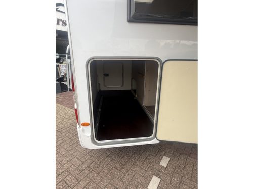 B&uuml;rstner Ixeo Time IT 726 lengte bedden+hefbed 131 pk elktr fietsenrek luifel camera grote garage zonnepaneel tv xxl koelkast remis plisse foto: 4
