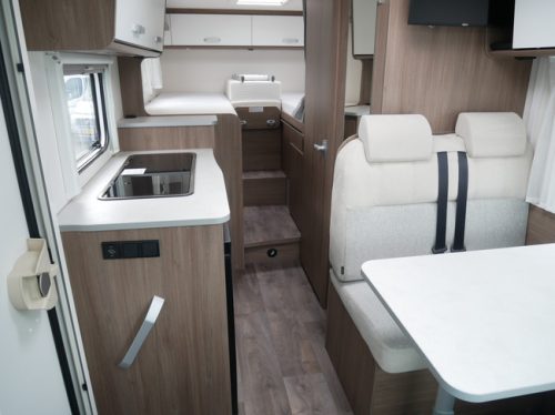 Carado V337, Single beds, 900 kilo payload, XL Garage photo: 11
