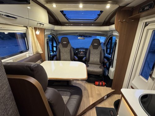 LMC Cruiser Passion 663 G Spring beds - 7 Meter photo: 7