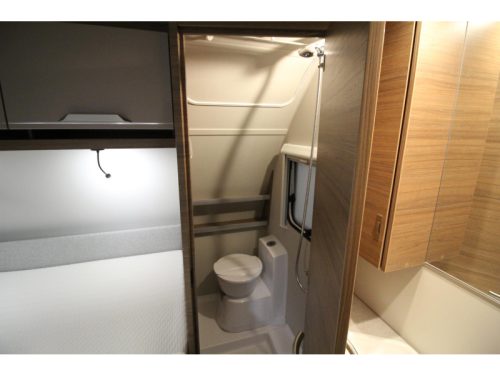Knaus Sport 450 FU Awning Walker, Mover, photo: 17