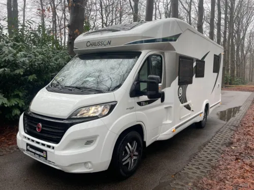 Chausson Special Edition 718 XLB Automatic Queen Bed Air Conditioning photo: 2