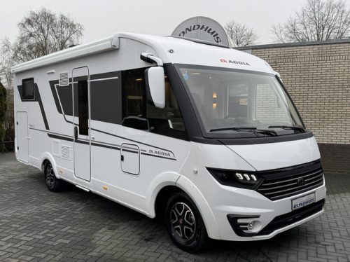 Adria Sonic 700 SL Plus 180 hp AUTOMATIC 9-Speed Euro6 Fiat Ducato 8 Maxi **Single beds/4 seats/4+1 berths/4400 kg/Solar photo: 3