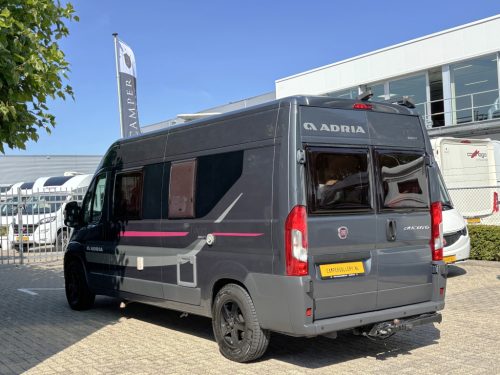 Adria Twin 600 SPT TITAN AUTOMATIC TRANSVERSE BED 150HP EURO 5 photo: 19