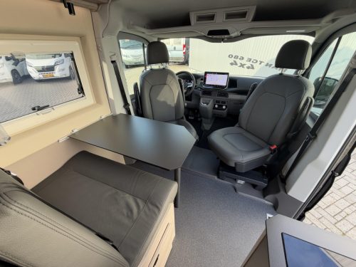 Bravia Mobil SWAN 680 4X4 photo: 9